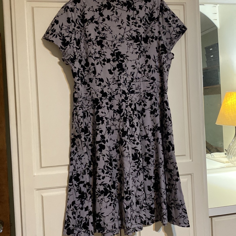 Structured purple dress - Picture 4 of 4